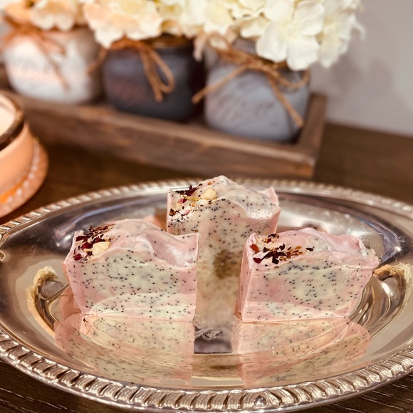 Cold Process Soap - Cedar Rose - Picture 4 of 4